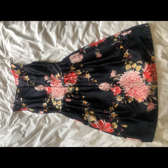 Black Fiori di Zucca A-line dress with bold flower print - Picture 2 of 6